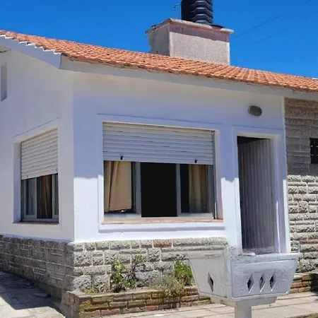 Casa Tipo Chalet A 50M De La Playa En Santateresita Santa Teresita Exterior photo